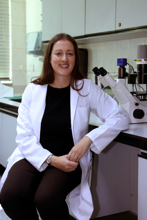 Elizabeth New, 2016 Westpac Research Fellow